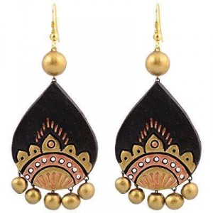 NEW TRENDY HANGING EARRING